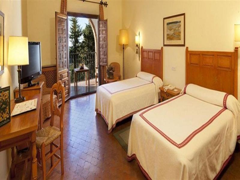 Parador De Benavente Camera foto