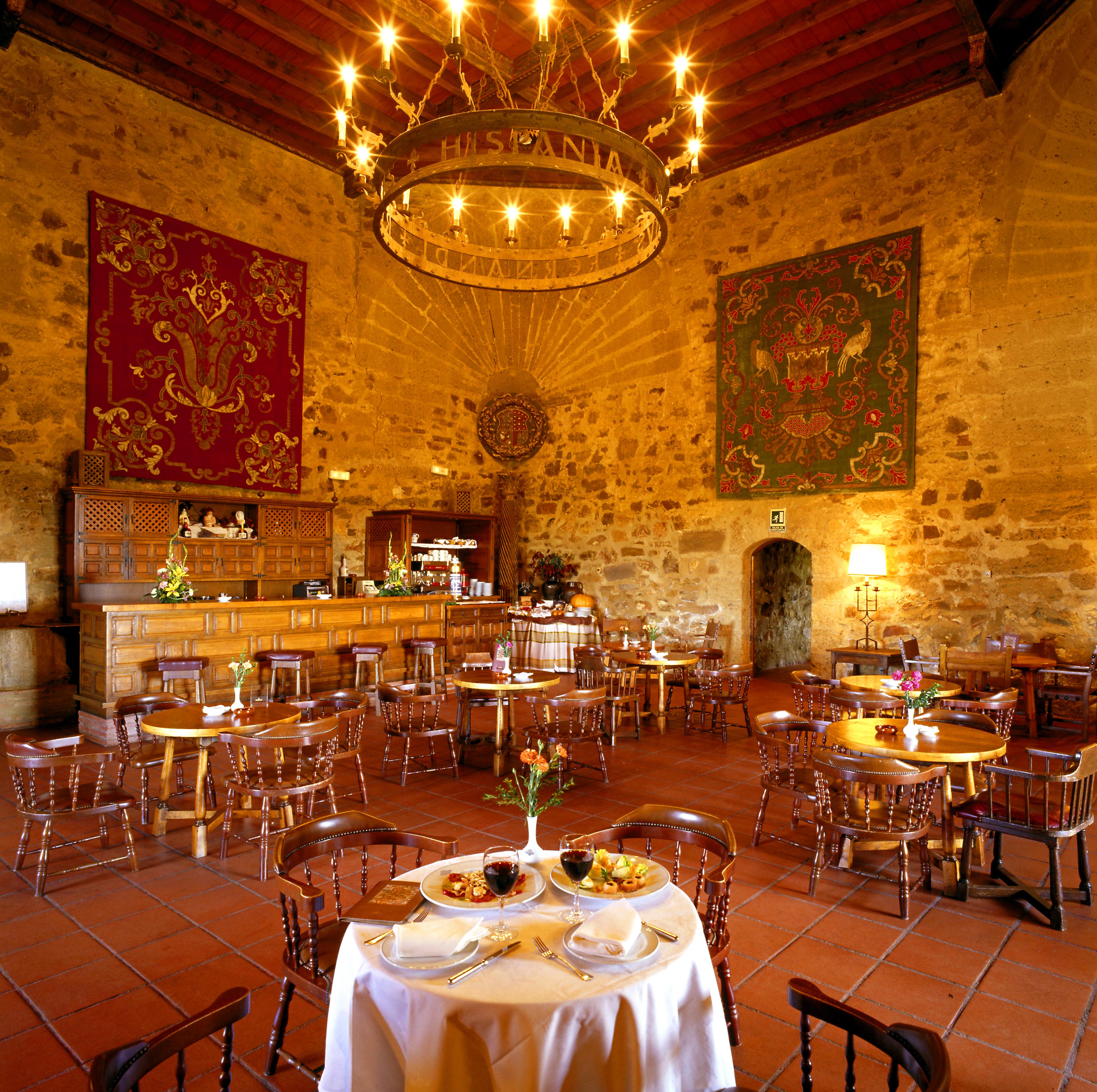 Parador De Benavente Esterno foto