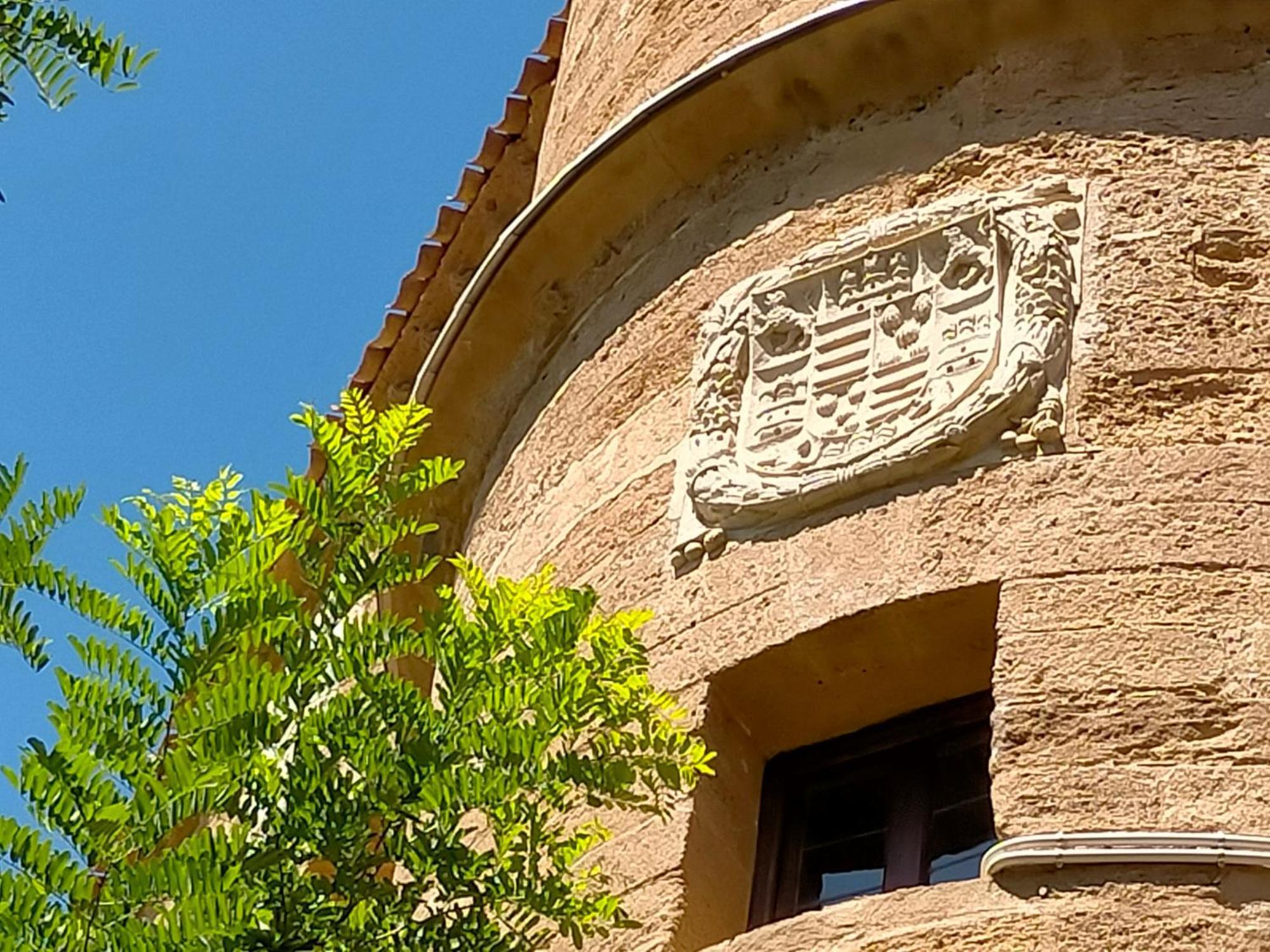 Parador De Benavente Esterno foto