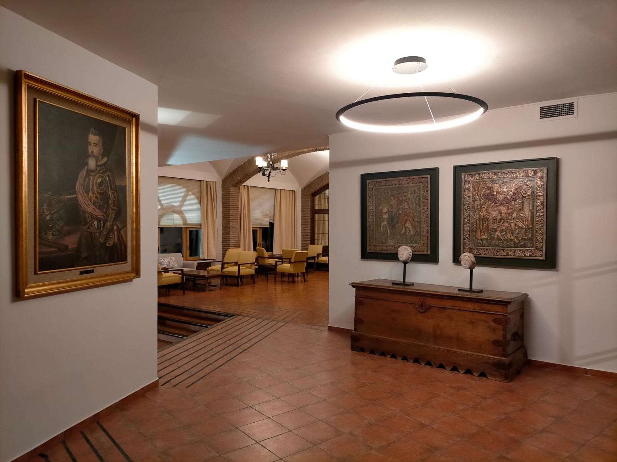 Parador De Benavente Esterno foto
